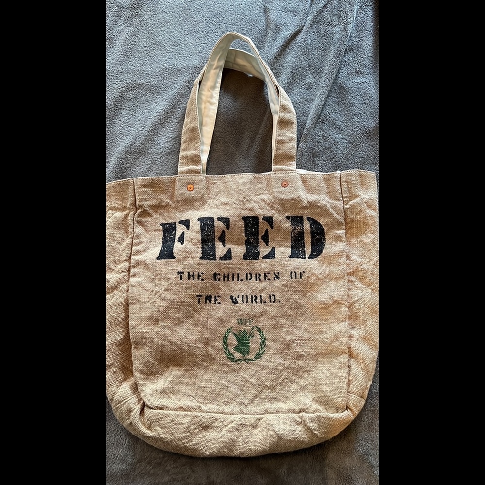 Feed 1 Bag